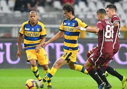 بارما يحقق فوزا قاتلًا على تورينو في " الكالتشيو "