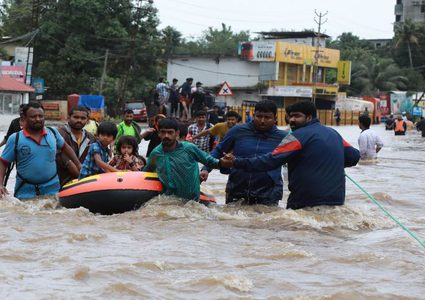 120 قتيلا حصيلة ضحايا السيول في الهند