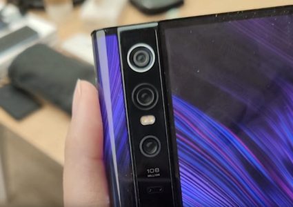 Xiaomi تخطف الأنظار بهاتف جديد