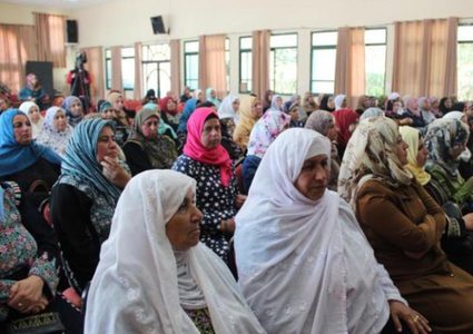 كبار السن يشكلون 5% من الضفة الغربية وغزة