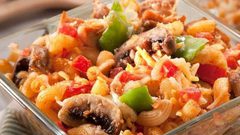 طاجن المعكرونة بالدجاج