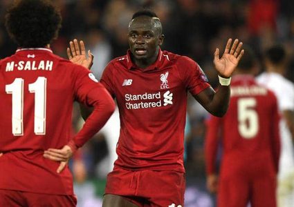 السنغالي ماني يكشف سبب انفعاله على محمد صلاح وطبيعة علاقتهما