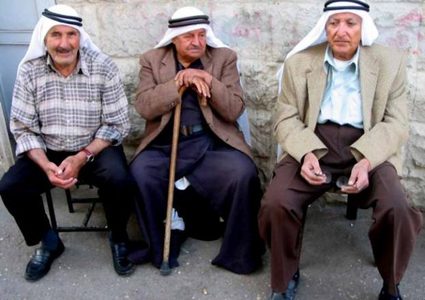 الاحصاء: 5% من السكان في فلسطين مسنون