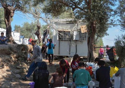 اليونان تتخذ إجراءات جديدة في التعامل مع المهاجرين