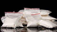 نجاة تجار مخدرات بفضل أكياس العوم!