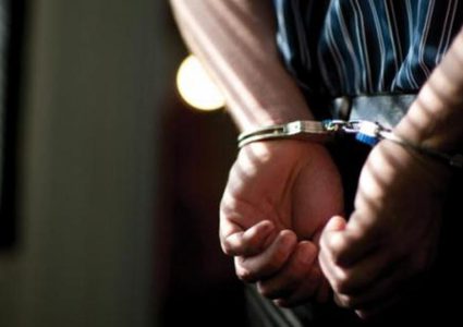 إتلاف 30 مركبة غير قانونية والقبض على 9 مطلوبين