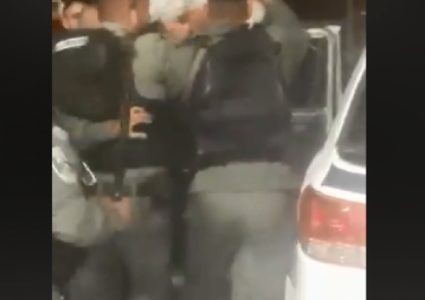 القدس: ضرب مبرح لشاب قبل اعتقاله