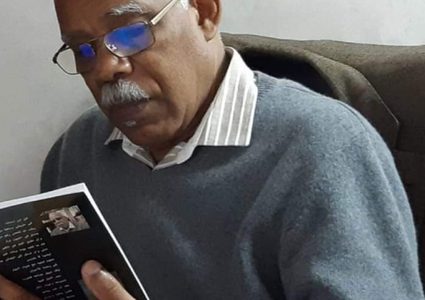 توقيع رواية "عاصفة تقرع الضباب" للأديب جمال سلسع