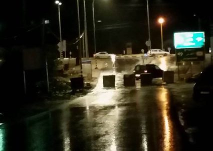 قوات الاحتلال تغلق مدخلي مخيم الفوار ومدينة دورا جنوب الخليل