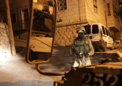 اعتقال شابين في العيسوية