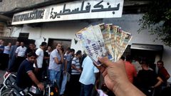 خبير اقتصادي: أموال المقاصة تشكل 60%من إيرادات الحكومة