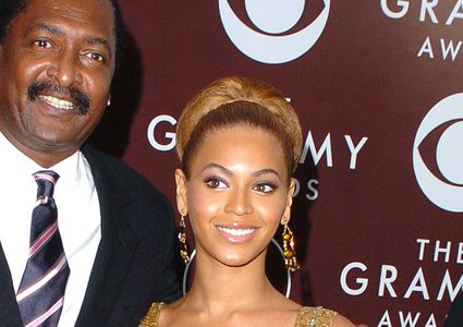 ماثيو نوولز يكشف إصابته بمرض نادر