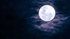 ناسا تصدر خريطة ثلاثية الأبعاد للقمر