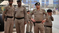 السعودية.. رجل أمن يرفض ثروة هائلة مقابل ارتكاب مخالفة بسيطة