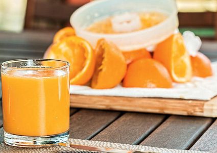عصير البرتقال يزيد احتمالات الإصابة بالسكري