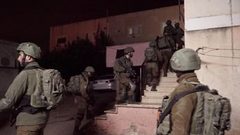 الاحتلال يقتحم مركز "حنظلة" الثقافي ويستولي على محتوياته