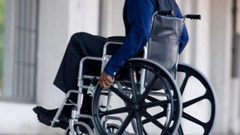 تطوير هيكل آلي يعيد القدرة على المشي للمصابين بالشلل