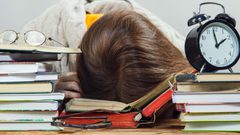 كيف تعزز ذاكرتك خلال فترة الامتحانات ؟