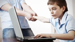 تعرفوا على طرق حماية الطفل أثناء تصفحه الإنترنت