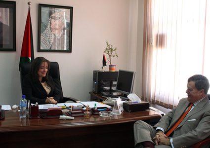 معايعة تبحث مع القنصل الاسباني التعاون السياحي