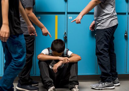 تركيا.. طفل سوري ينتحر على باب مقبرة بسبب "التنمر" !