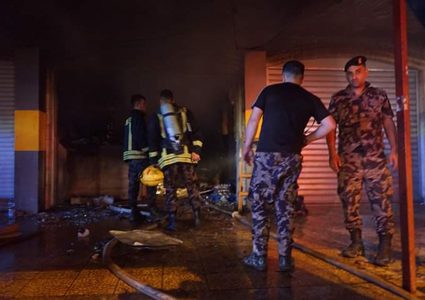 إصابات بالإختناق نتيجة حريق داخل مخبز في قلنديا