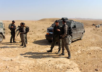 قوات الاحتلال تهدم منازل المواطنين جنوب يطا