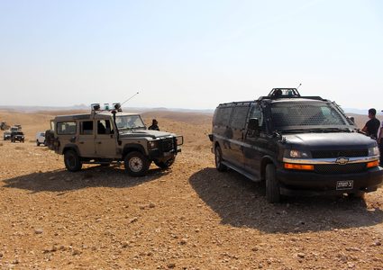 قوات الاحتلال تهدم منازل المواطنين جنوب يطا