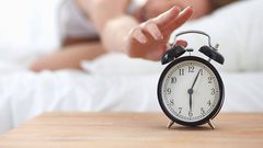 دراسة تحذر الطلاب من قلة ساعات النوم