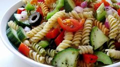 سلطة المعكرونة الفيتنامية