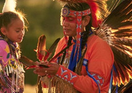 بعد 82 عاما.. "الهنود الحمر" يحققون إنتصار تاريخي على كولومبوس