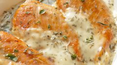 ستيك دجاج بالكريمة والثوم