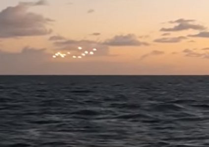 ظهور مفاجئ "من العدم" لأجسام مضيئة