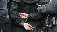 قتل جارته ودفنها في جدار شقته