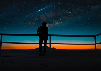 "ناسا" تنشر صورة مذهلة لنيزك "ناري"