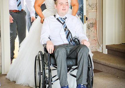 شاب يحقق حلم "الزواج من حب عمره" في أيامه الأخيرة