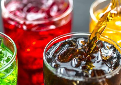 سنغافورة تمنع إعلانات المشروبات المحلاة للحد من إنتشار مرض السكري