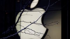 كيف تفعل ميزة الوضع المظلم على الأيفون؟