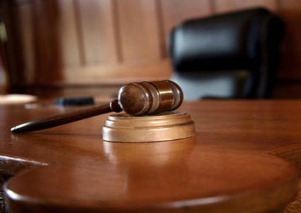 الحكم على تاجر مخدرات بالأشغال الشاقة لعشر سنوات وغرامة مالية