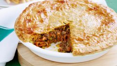 فطيرة التورتيلا المكسيكية بالدجاج والجبن