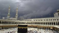 الأرصاد السعودية تتنبأ بأمطار وسحب رعدية في مكة ونجران
