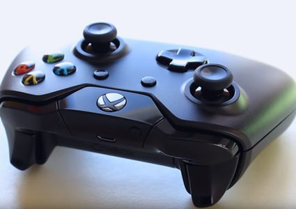 بيع قبضات Xbox اللاسلكية في آبل