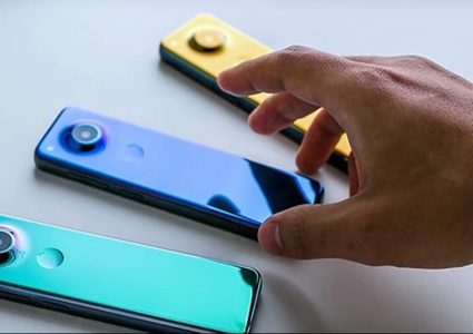 هاتف جديد بشكل غريب