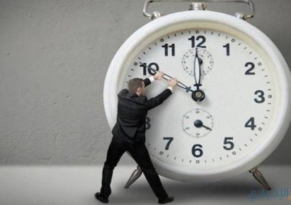 الحكومة تحدد موعد بدء التوقيت الشتوي