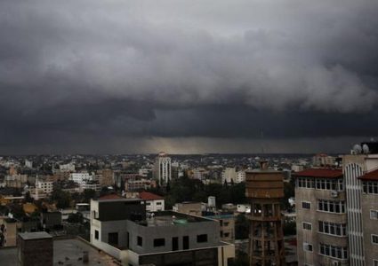 أجواء غير مستقرة ترافقها عواصف وأمطار