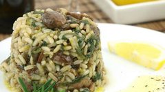 الرز مع السبانخ