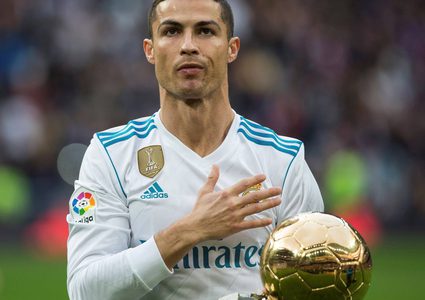 رونالدو يكتسح ميسي في "إنستغرام" بـ38 مليون دولار