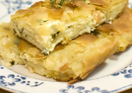 فطيرة الجبن اليونانية