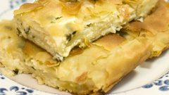 فطيرة الجبن اليونانية