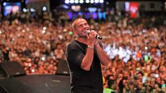 عمرو دياب يستعد لطرح أغنية "قدام مرايتها"
